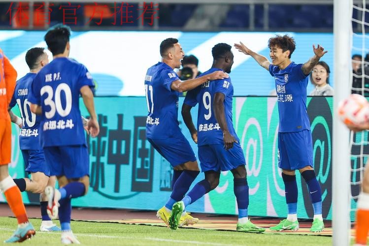 2023中国足协超级杯上演巅峰对决 新援助力武汉三镇创造历史