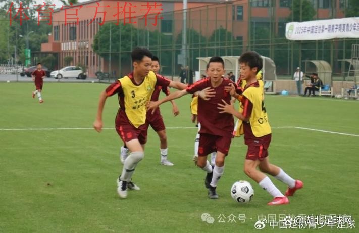 “双节”训练不放松 中国足协青训中心精英训练营如火如荼 “双节”训练不放松 中国足协青训中心精英训练营如火如荼